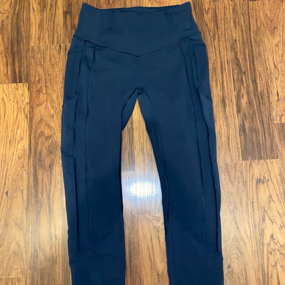Lululemon All The Right Places Sz 8 Nocturnal Teal